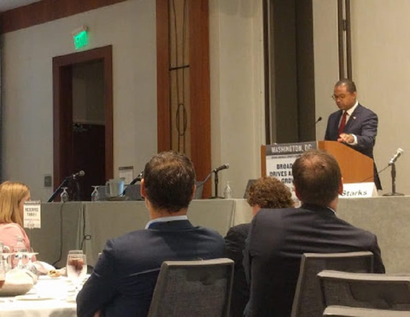 FCC Commissioner Starks Touts High-Speed Internet as the ‘Great Equalizer’ at Broadband Communities Event