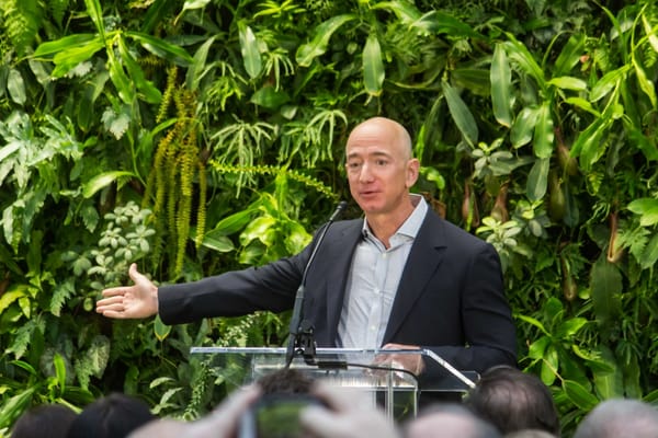 House Commerce Committee Leaders Question Amazon CEO Bezos Over Potentially Fraudulent Reviews