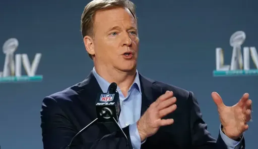 Carr Has FCC Looking at Migration of Sports Programming from Free TV to Streaming Platforms