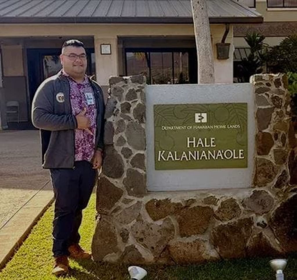 Hawaii Tells Sandwich Isles Customers to Find a New ISP Soon