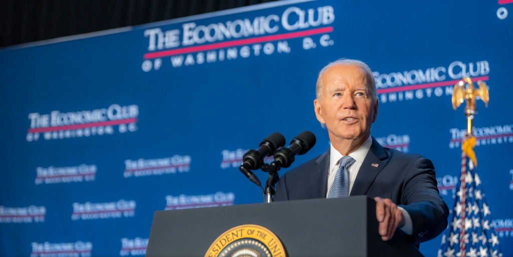 In Remarks, Biden Promotes Broadband Agenda