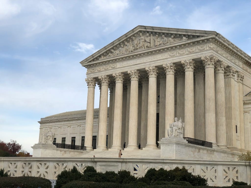 Feds Ask Supreme Court to Preserve Universal Service Fund