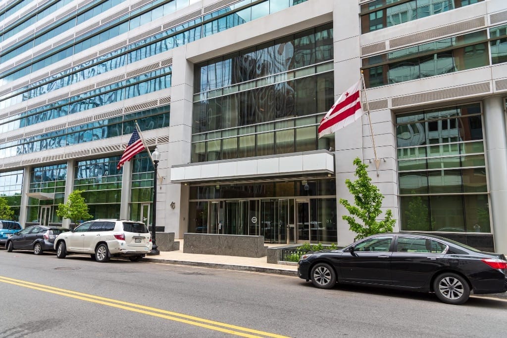 Carr Ends EchoStar Probes