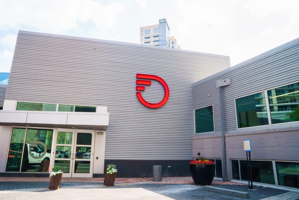 Frontier Adds 133,000 Fiber Subs