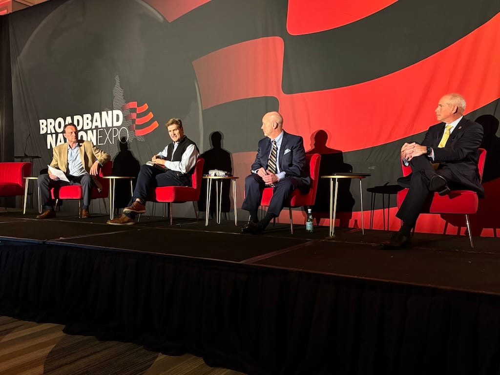 Railroad Crossing Killing Rural Broadband Deployment, Says Virginia Telecom Official