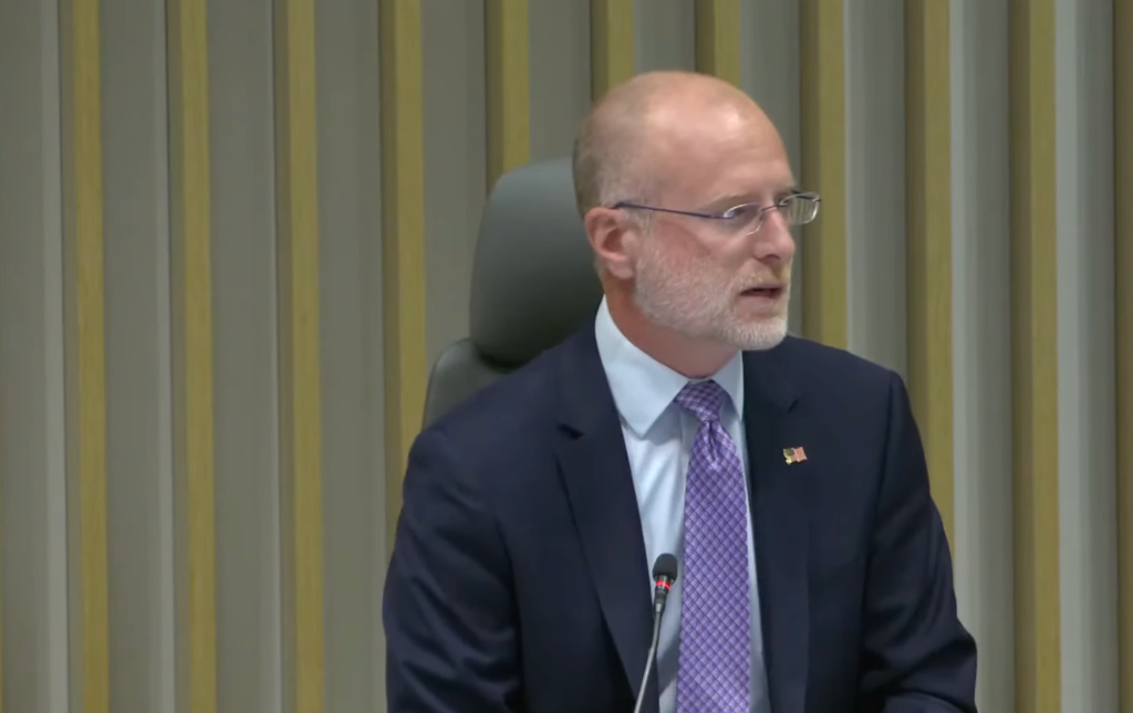 FCC Takes Step Toward Upper C-band Auction