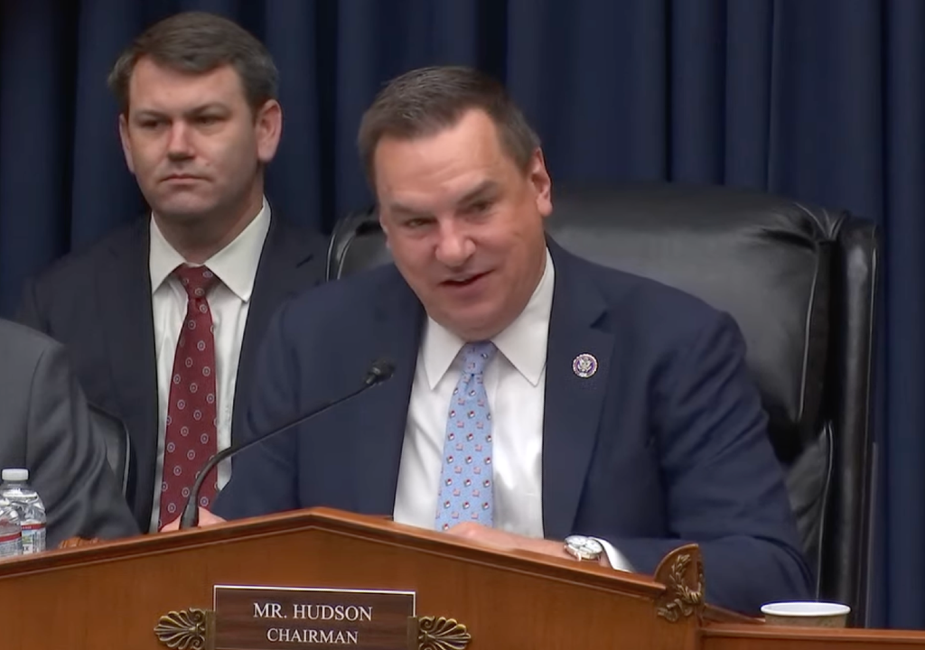 Lawmakers Weigh Updates to 1996 Telecom Act at House Hearing