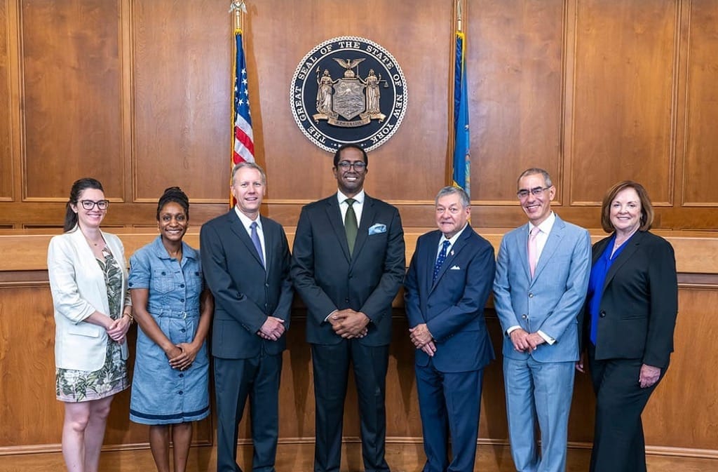 New York Approves Charter-Cox Deal