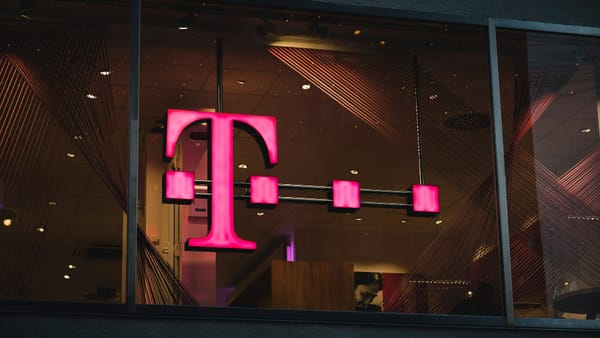 T-Mobile, UScellular Pitch Merger to FCC