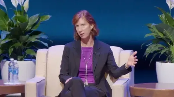 Cable One CEO Julie Laulis Retiring by End of 2025