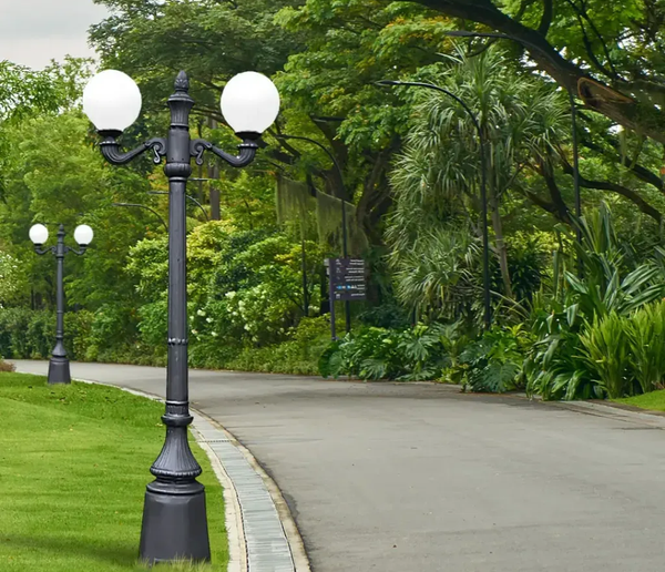 Utilities Reject FCC Bid to Open Streetlights for Broadband