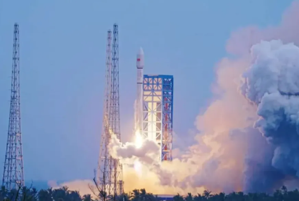 Beijing Accelerates Space-Based Internet Push With 13th Launch of 2025