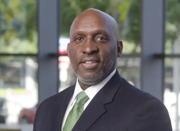 Cities Oppose FCC Inquiry into Speeding Wireline Permitting