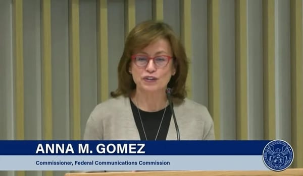 Anna ‘Aesop’ Gomez Keeps Telling Her Favorite First Amendment Fable – Fox29
