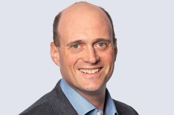 FCC Told to Deny or Condition EchoStar Waivers Tied to SpaceX Spectrum Transfer