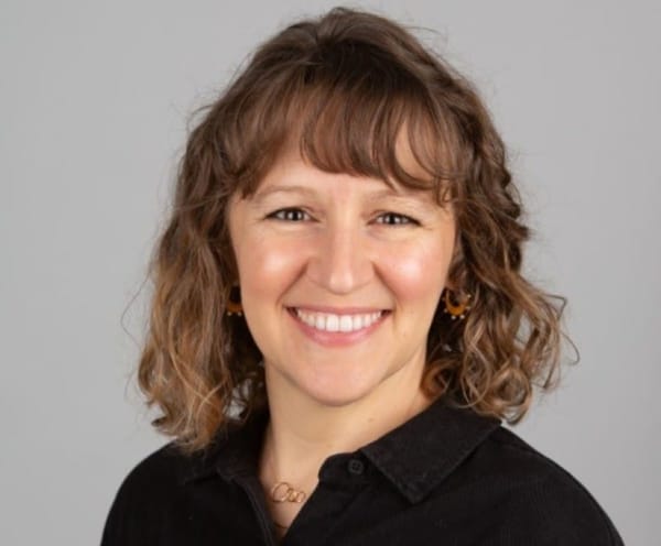 Libraries and Schools Urge FCC to Restore Off-Campus Wi-Fi Support