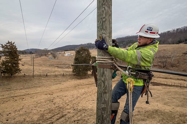 Broadband Roundup: Economic Benefits of 5G, Lifeline Process Streamlined for Tribes, Maine’s Effort to Protect User Privacy