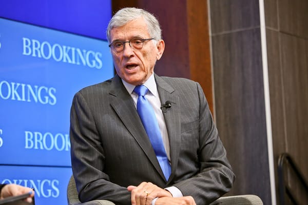 Former FCC Chief Tom Wheeler Proposes Spectrum Sharing, Communications and Disabilities, 5G in South Korea